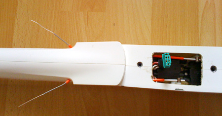 Space-Pro 2,4GHz + Servos liegend